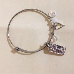 Love This Life Family Tree Stainless Steal Bangle
